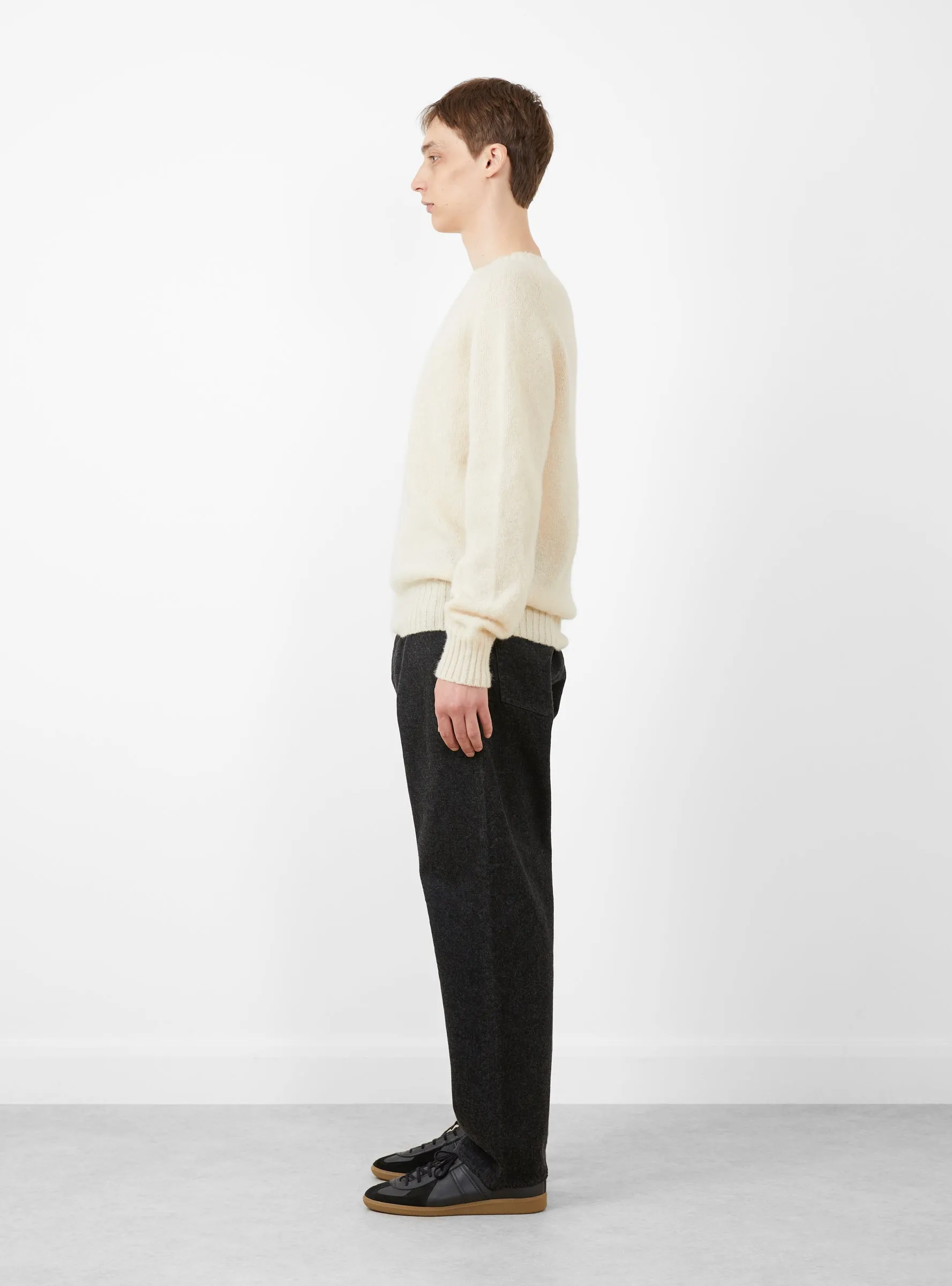 Black One Wash Zipper-Front Denim Pants with 5 Pockets
