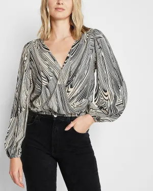 Conscious Edit Printed Satin Faux Wrap Front Open Back Top in Metallic Black