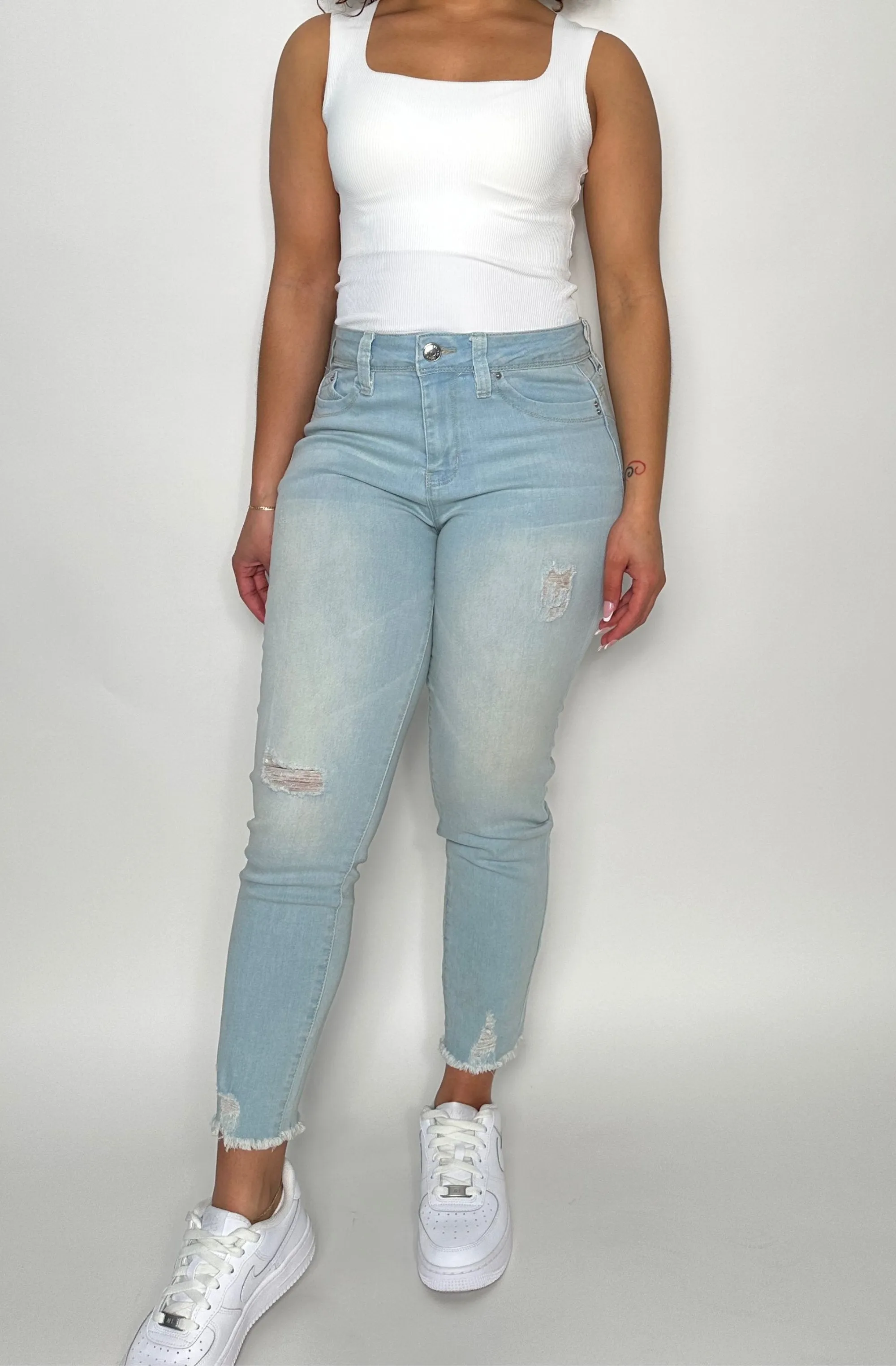 Curvy Cropped Jean