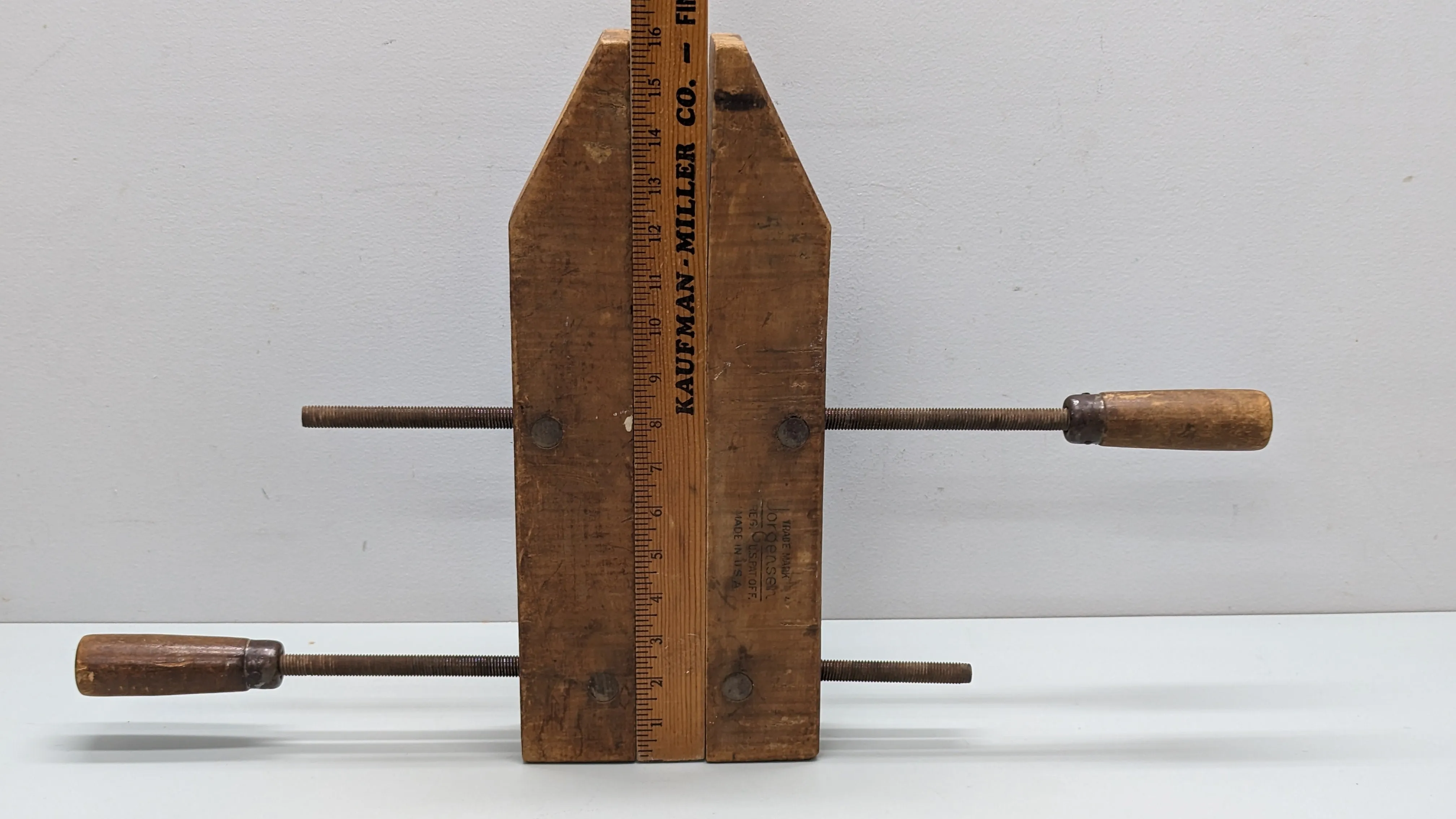 Jorgensen 16 inch Adjustable Wood Handscrew c1910