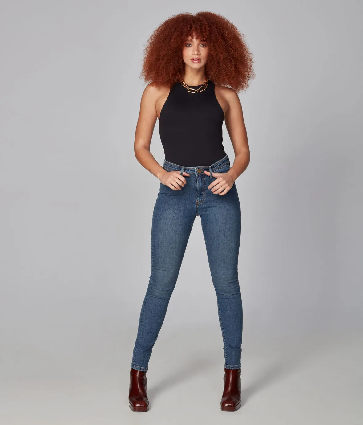 Lola ALEXARCB1 High Rise Jean